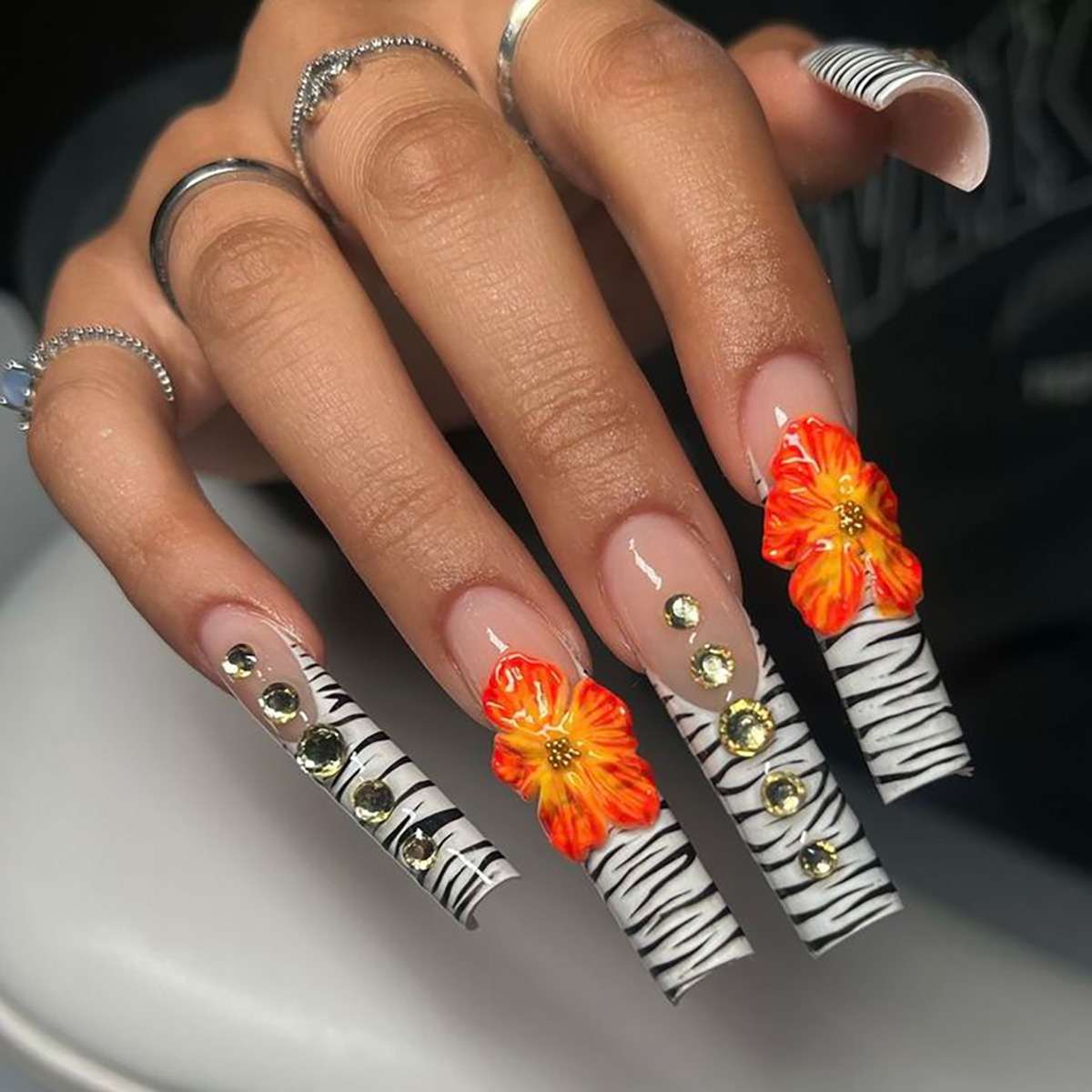 Nail Art French Nails - 24pcs Flower Press on Nails Art